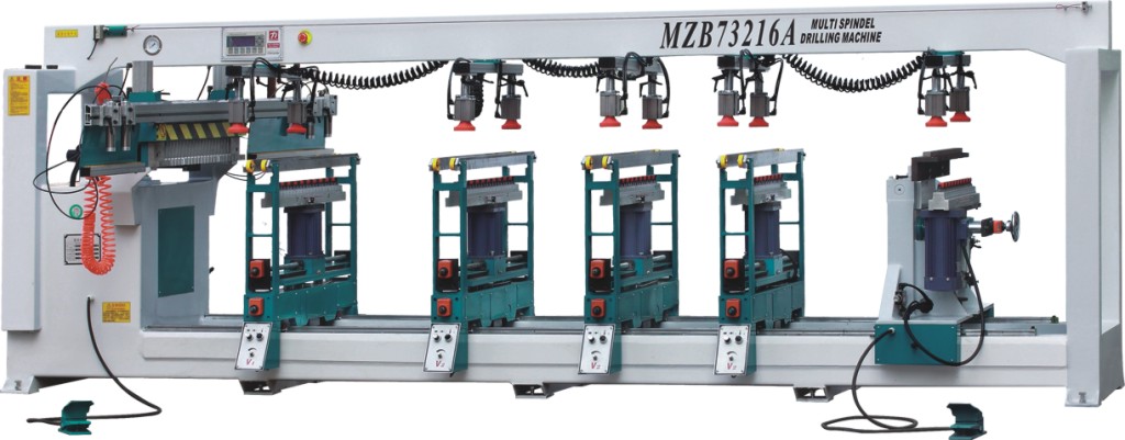 木工数控六排钻、全屋定制板式家具排钻、全自动数控多轴排钻设备